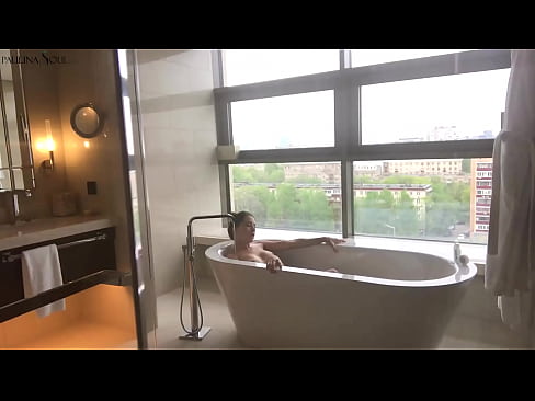 ❤️ Riesiges Babe wichst leidenschaftlich ihre Muschi im Badezimmer ️❌ Sex bei de.pornsexphoto.ru ☑